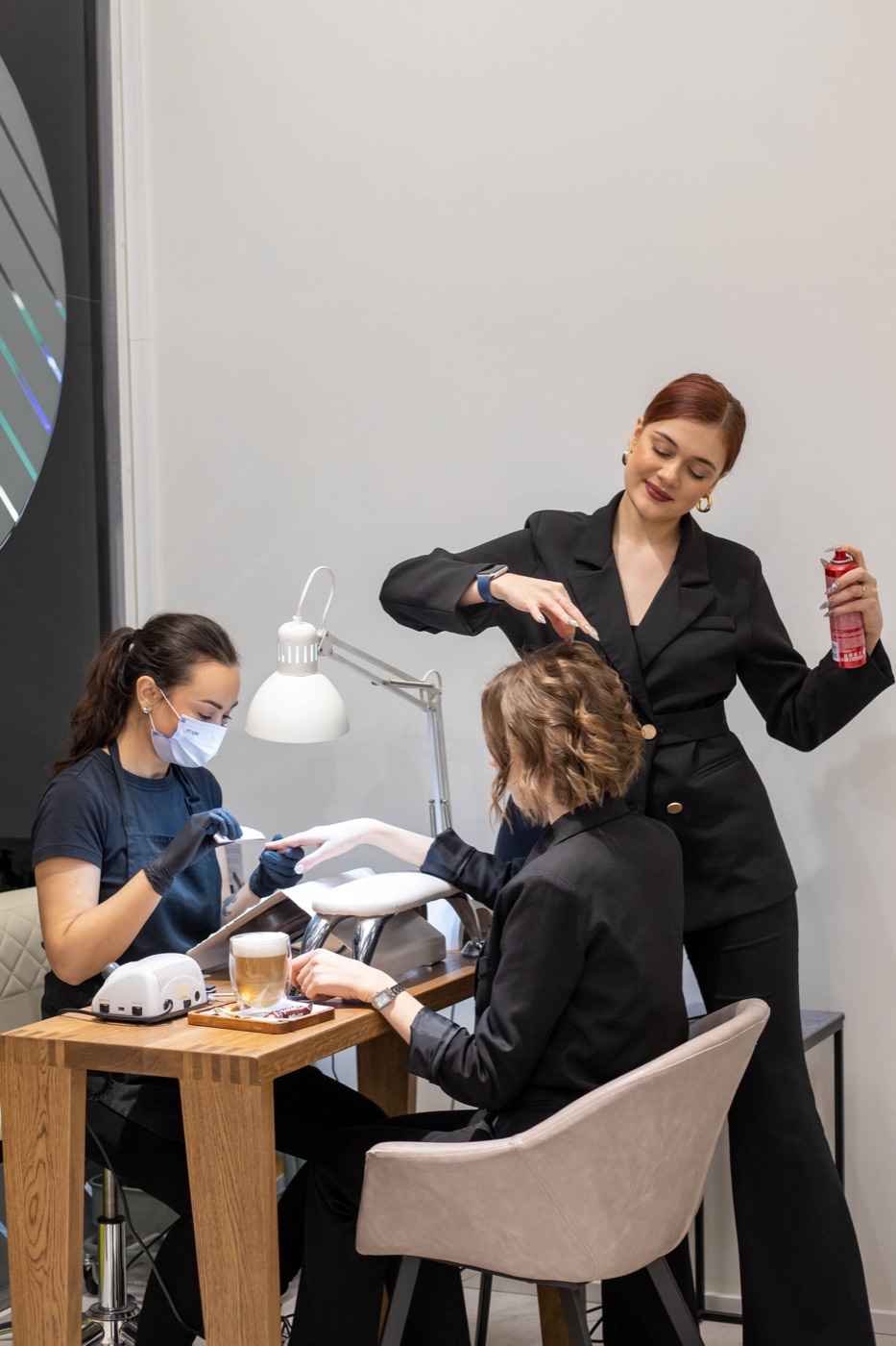 Стилист Beauty Today за работой